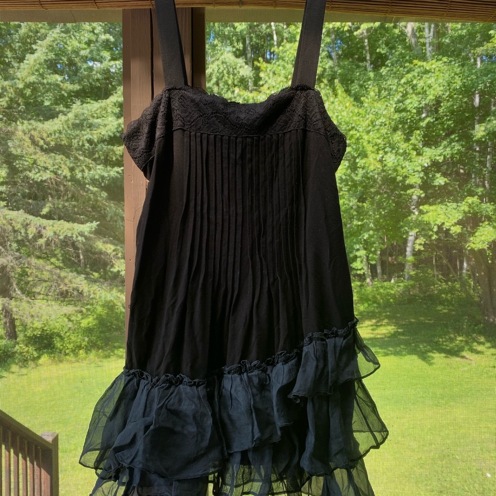 Betsey Johnson Ruffle Hem Tank